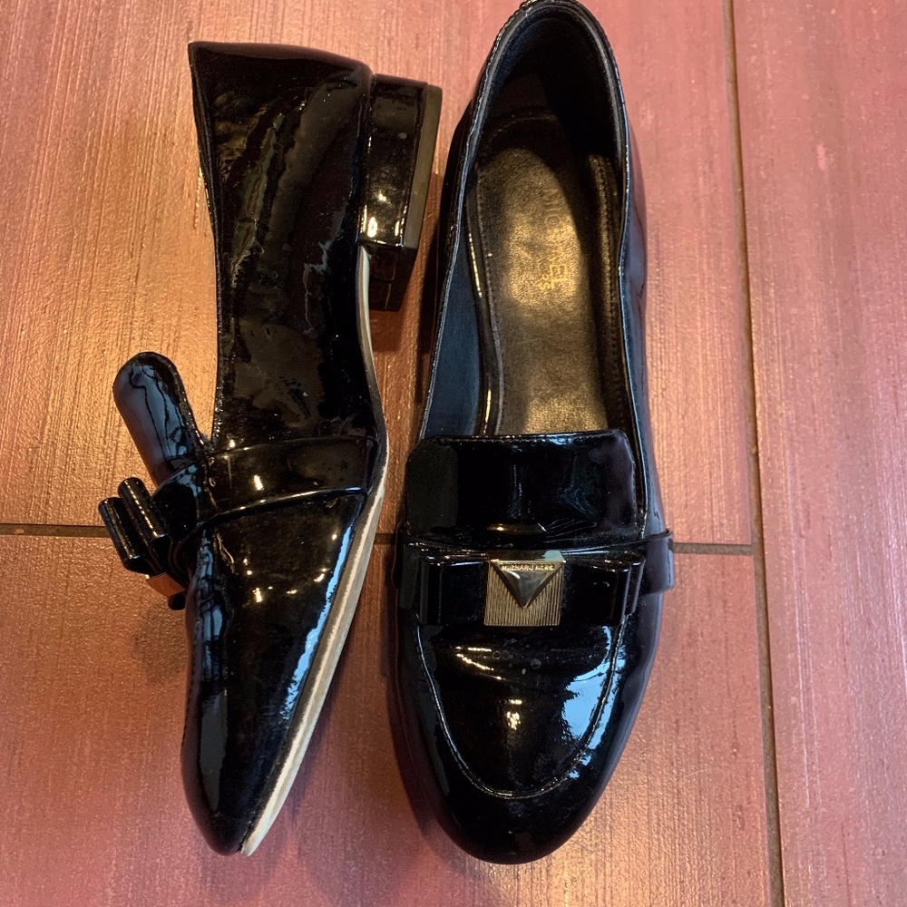 MICHAEL Michael Kors Caroline patent leather flats